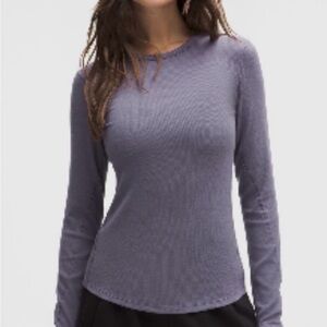 NWT lululemon athletica Hold Tight Long-Sleeve Shirt 10
Grape Mist